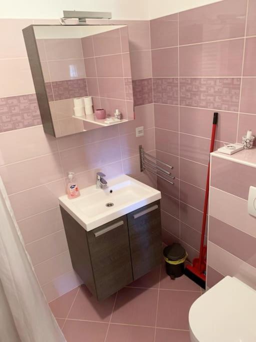 נזרין Holiday Apartment מראה חיצוני תמונה