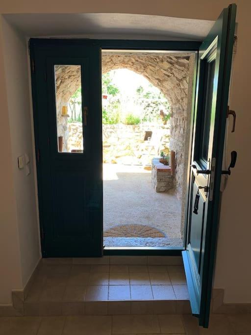 נזרין Holiday Apartment מראה חיצוני תמונה